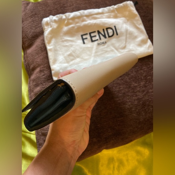 FENDI by the way wallet - Picture 14 of 16